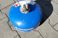 BUTLA TURYSTYCZNA GASPOL 2KG Z GAZEM I PLOMBĄ