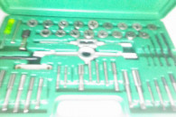 zestaw narzynek duzy gwintownikow