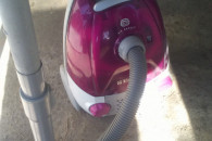 odkurzacz bardzo mocny az 1800 wat duza sila ss