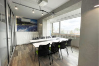 Lokal 113 m2 w TITANIKU