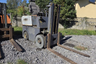 Wózek widłowy rak Suchedniów ursus c330