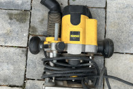 Frezarka DeWalt