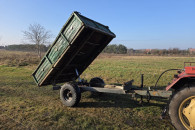 Przyczepa rolnicza wywrotka jedno osiowa