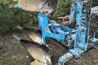 Pług 2 skibowy obrotowy