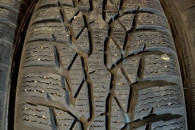 Opony zimowe 185/60 R15 Nokian 2020r