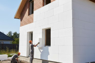 PRACOWNIK DO OCIEPLEŃ BUDYNKÓW