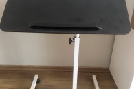 Stolik do czytania, na laptopa