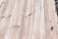 stół drewniany na działkę