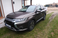 Mitsubishi Outlander 2.0 benz 4WD CVT 7os