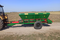 Rozsiewacz RCW 3 Wapniarka rcw 5 piasku wapna n