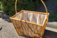 KOSZ Z MATERIALOWA WYSCIÓŁKA