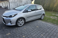 Toyota Yaris l 2013r l 40 000km l 1.5 hybryda l