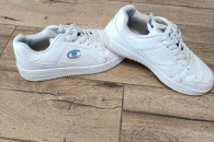 Sprzedam buty marki Champion