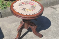 ZABYTKOWY DREWNIANY TABORET
