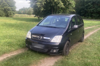 Opel Meriva, garażowany