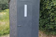 Toaleta WC – drewniana| 230V |Wentylowana