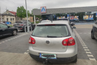 Sprzedam Volkswagena Golfa 5 , srebrny 1,9TDI/