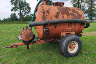 Sprzedam beczkowoz 2500 l