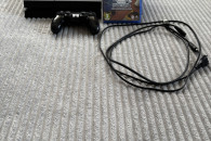 Konsola PS4 + kontroler + 4 płyty do wyboru